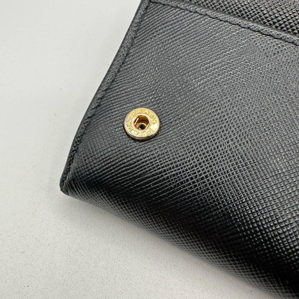 Prada Wallet - Picture 9 of 11
